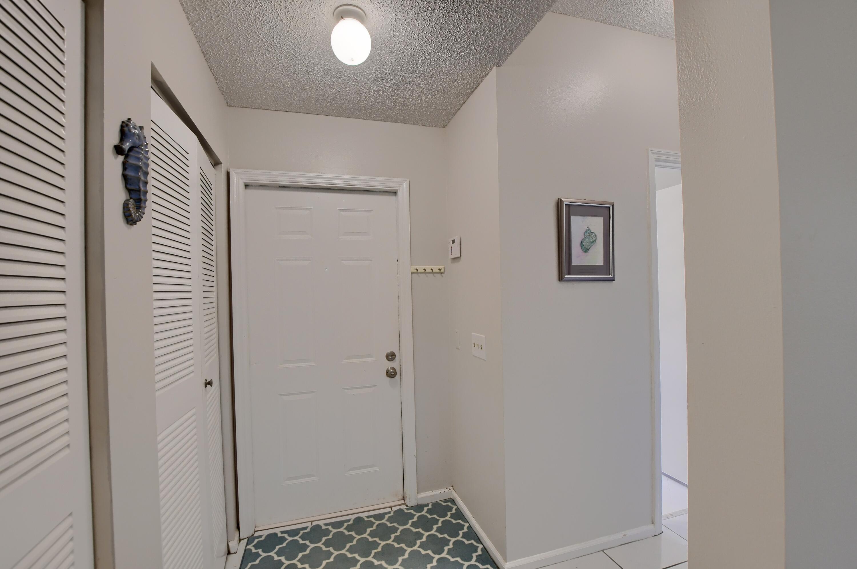 6563 Via Regina, Boca Raton FL 33433