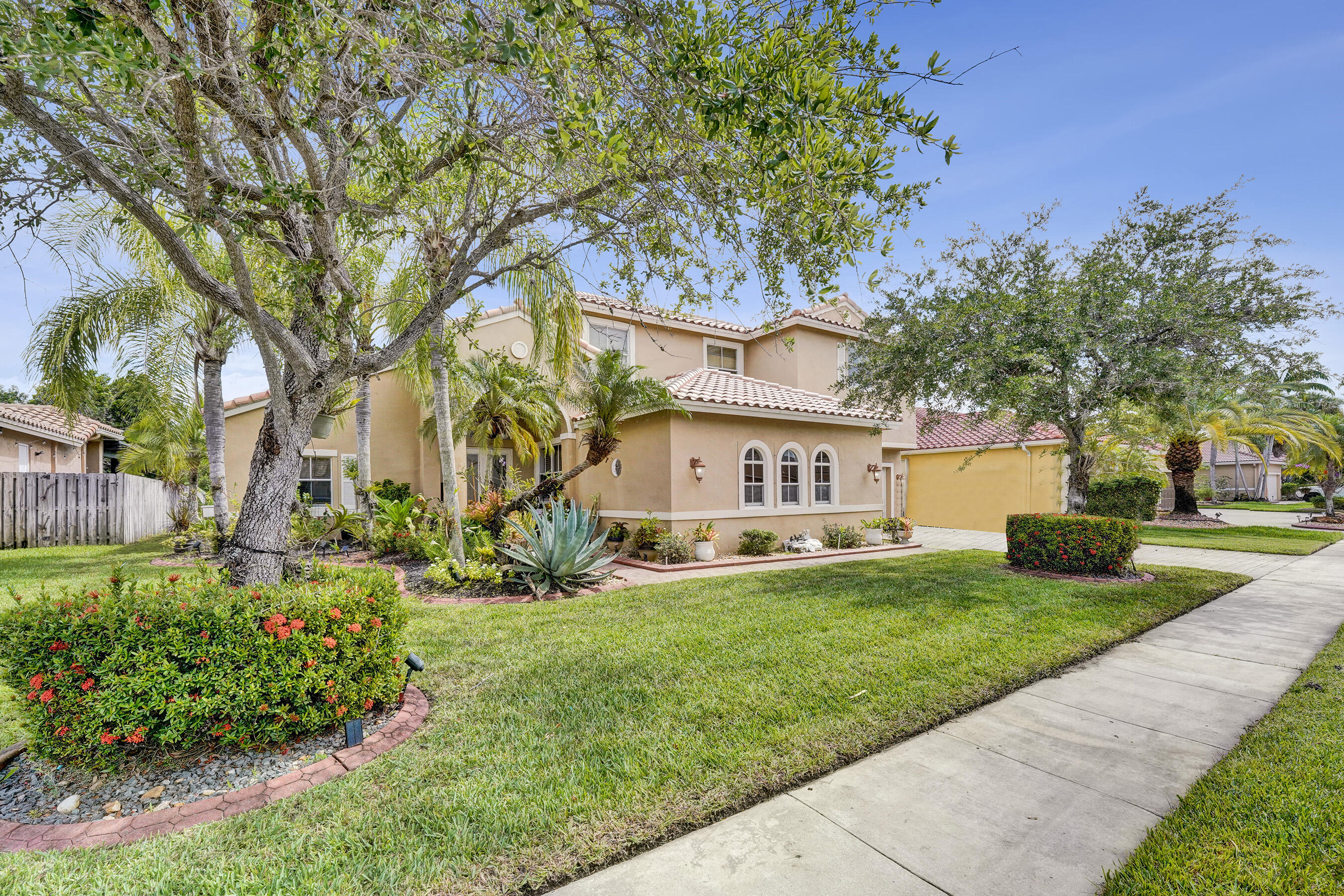 18623 SW 7th, Pembroke Pines FL 33029