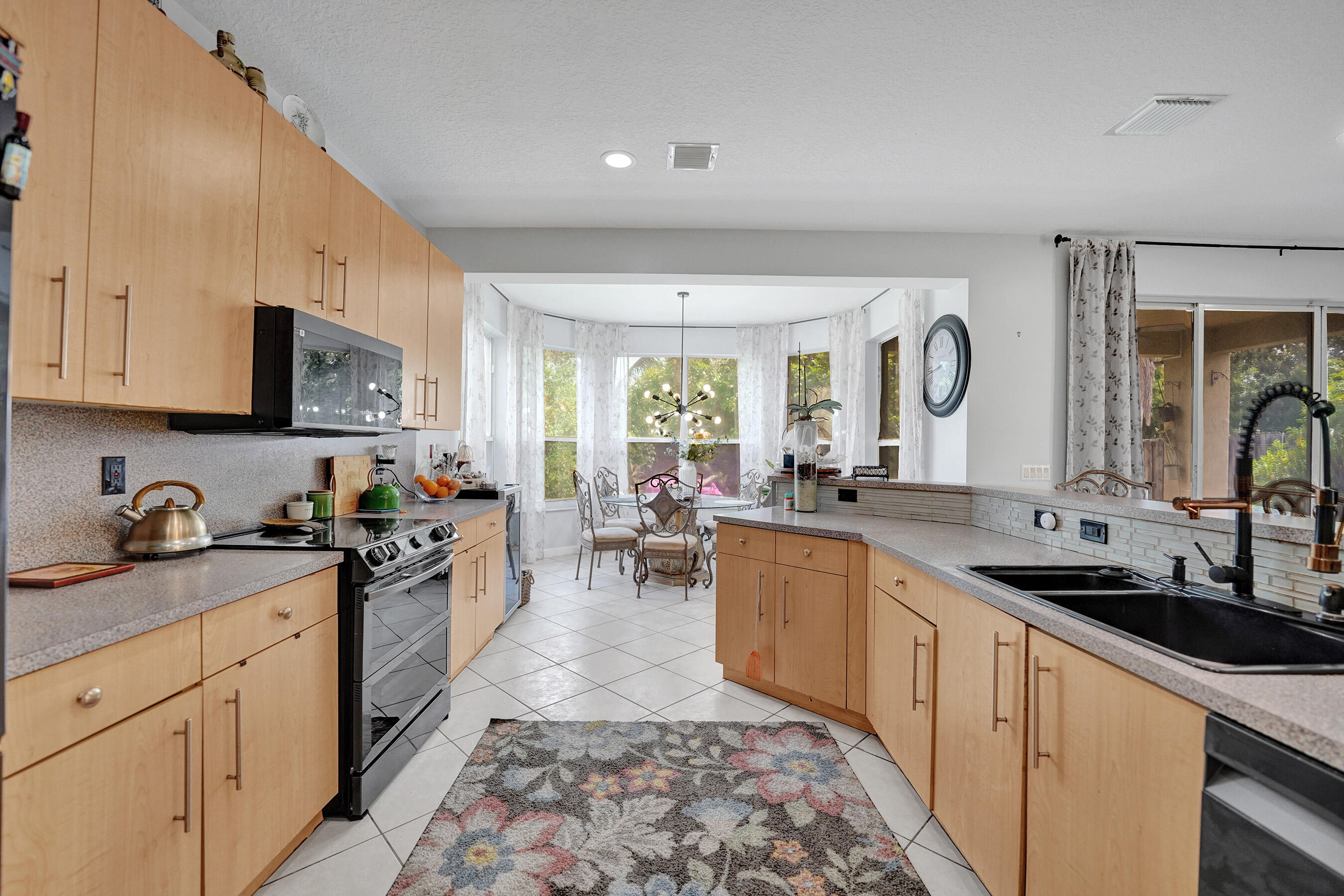 18623 SW 7th, Pembroke Pines FL 33029