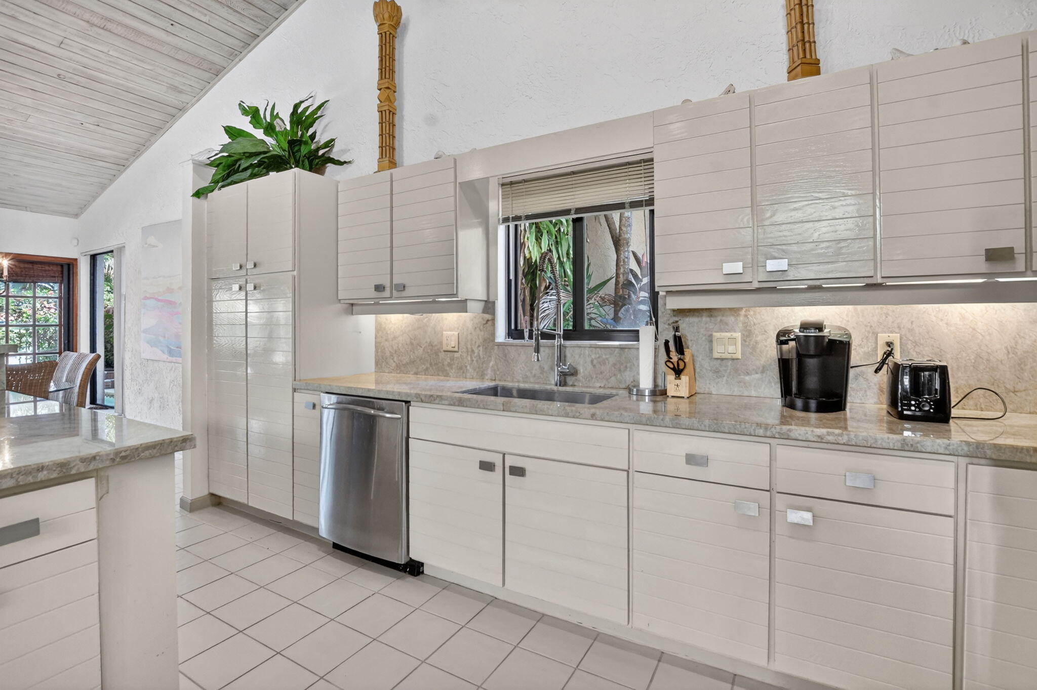 22519 W Esplanada Cir, Boca Raton FL 33433