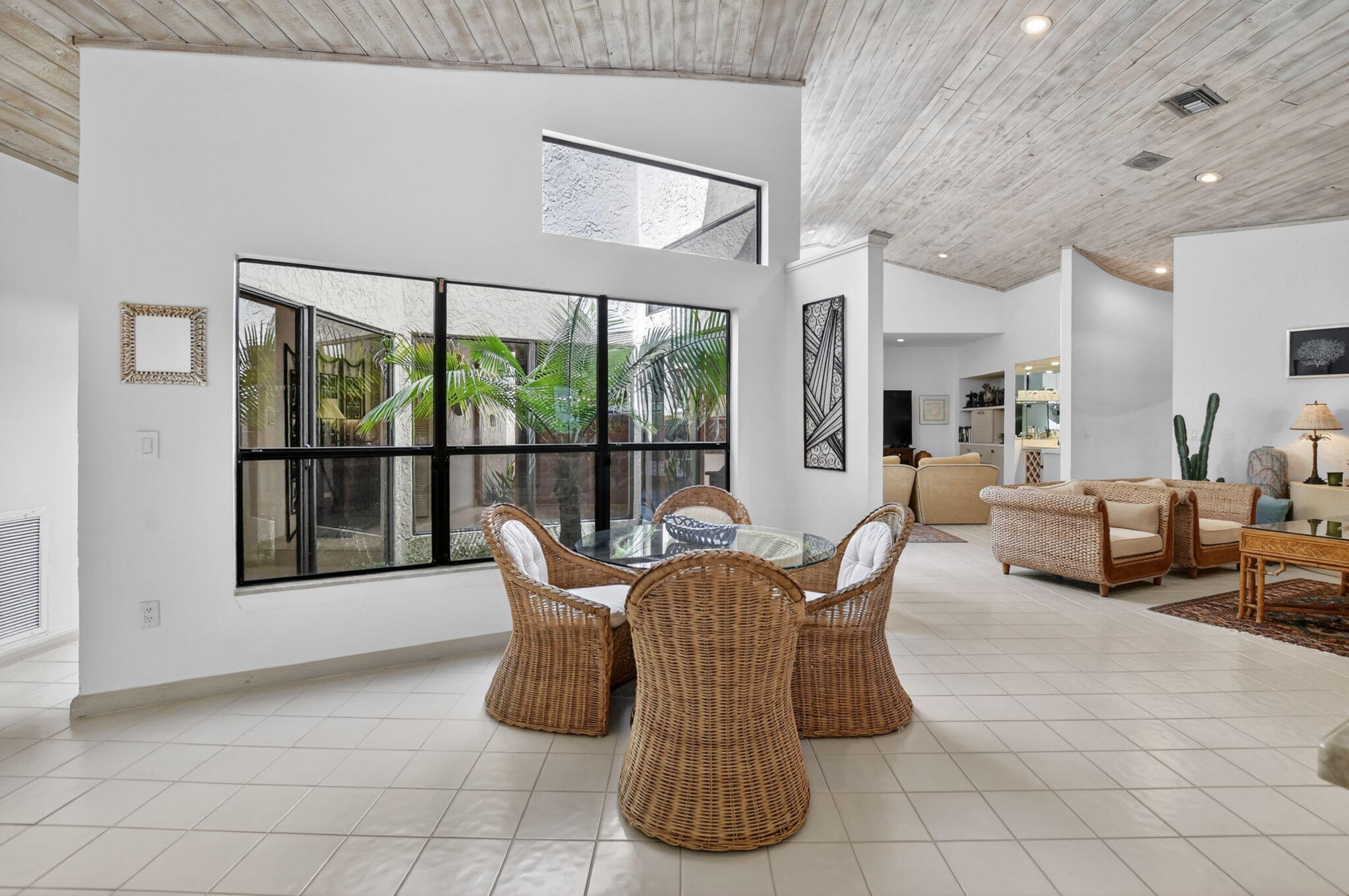 22519 W Esplanada Cir, Boca Raton FL 33433