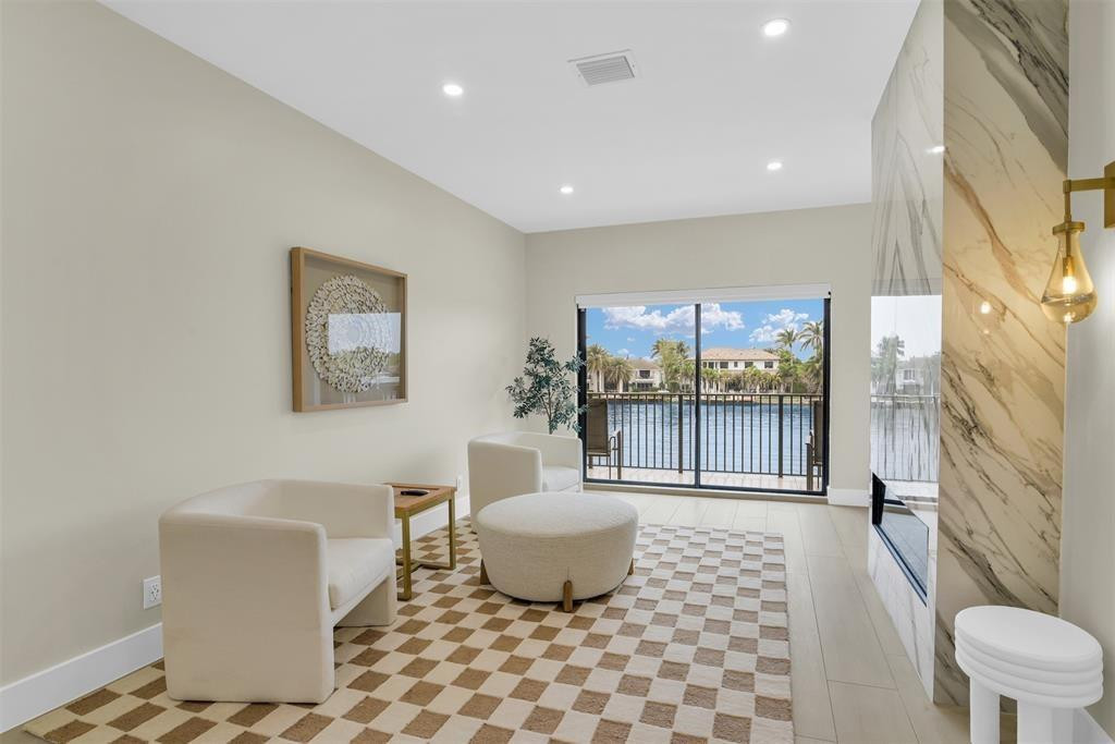 319 S Riverside, Pompano Beach FL 33062