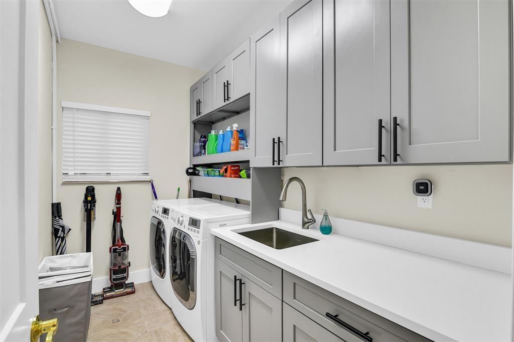 319 S Riverside, Pompano Beach FL 33062