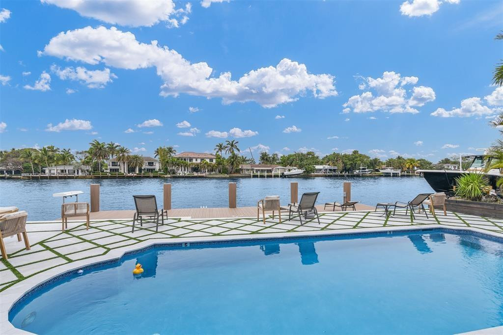 319 S Riverside, Pompano Beach FL 33062