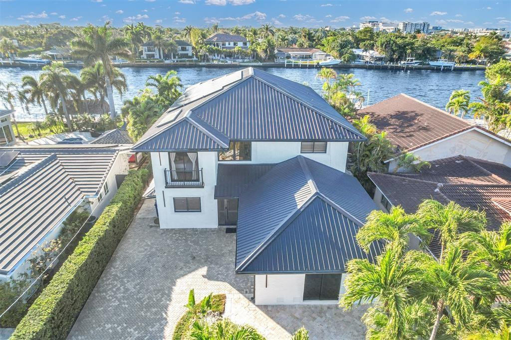 319 S Riverside, Pompano Beach FL 33062