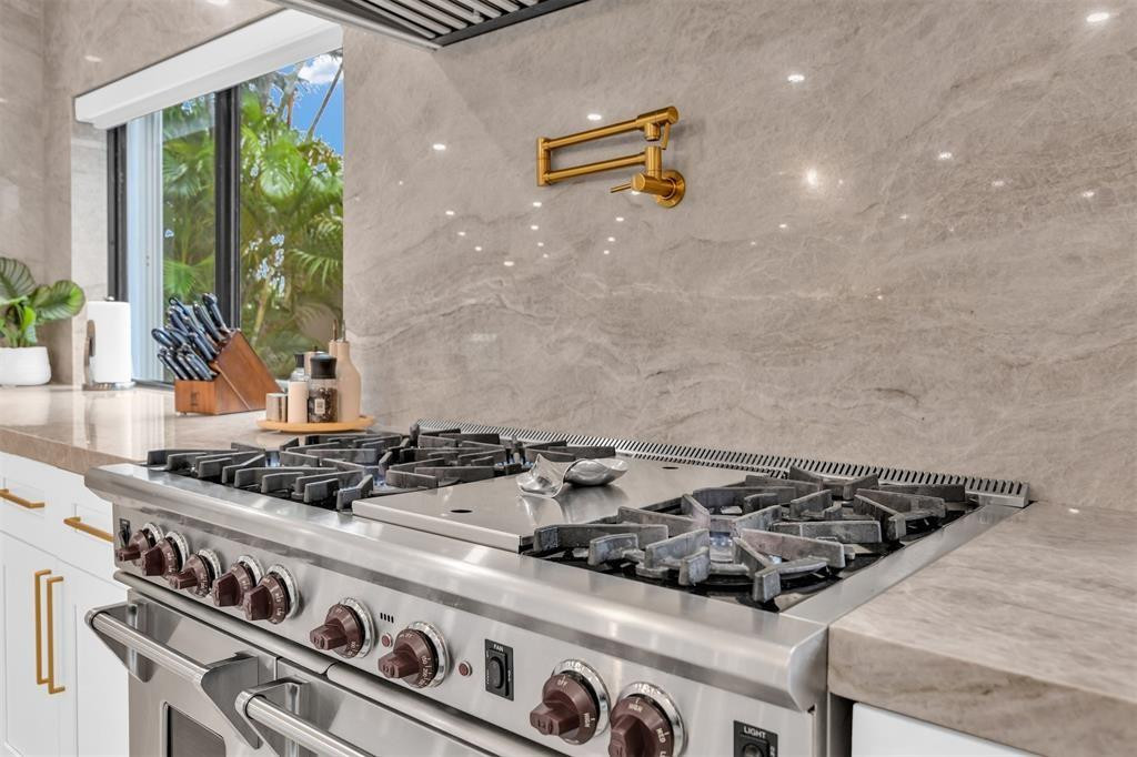 319 S Riverside, Pompano Beach FL 33062