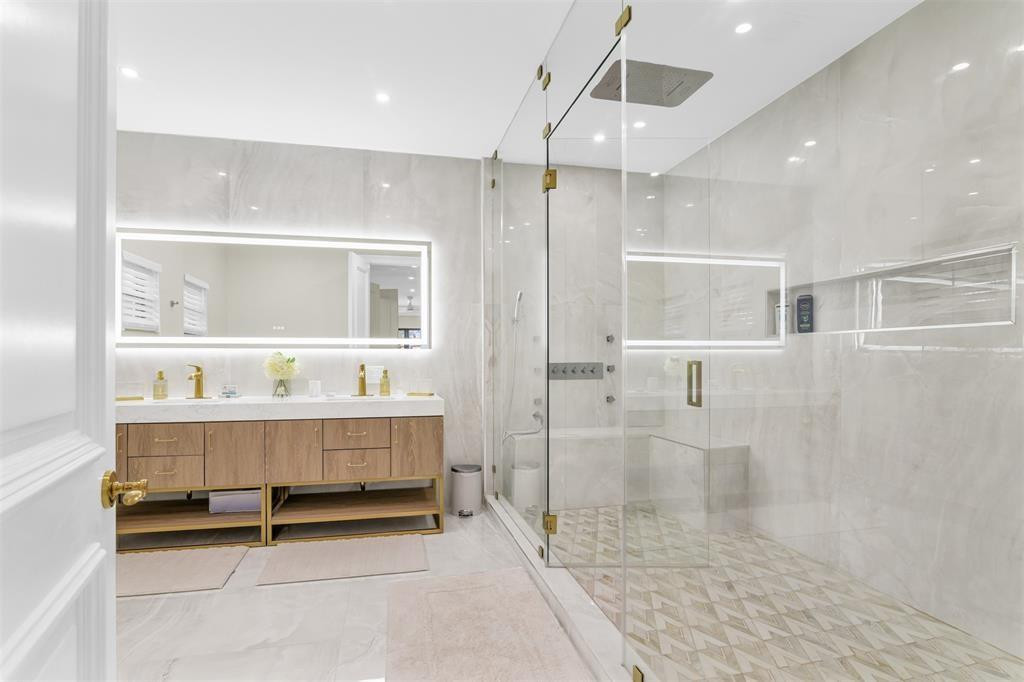 319 S Riverside, Pompano Beach FL 33062