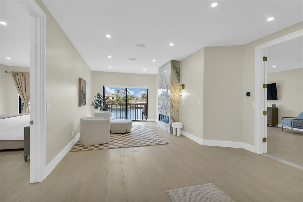 319 S Riverside, Pompano Beach FL 33062
