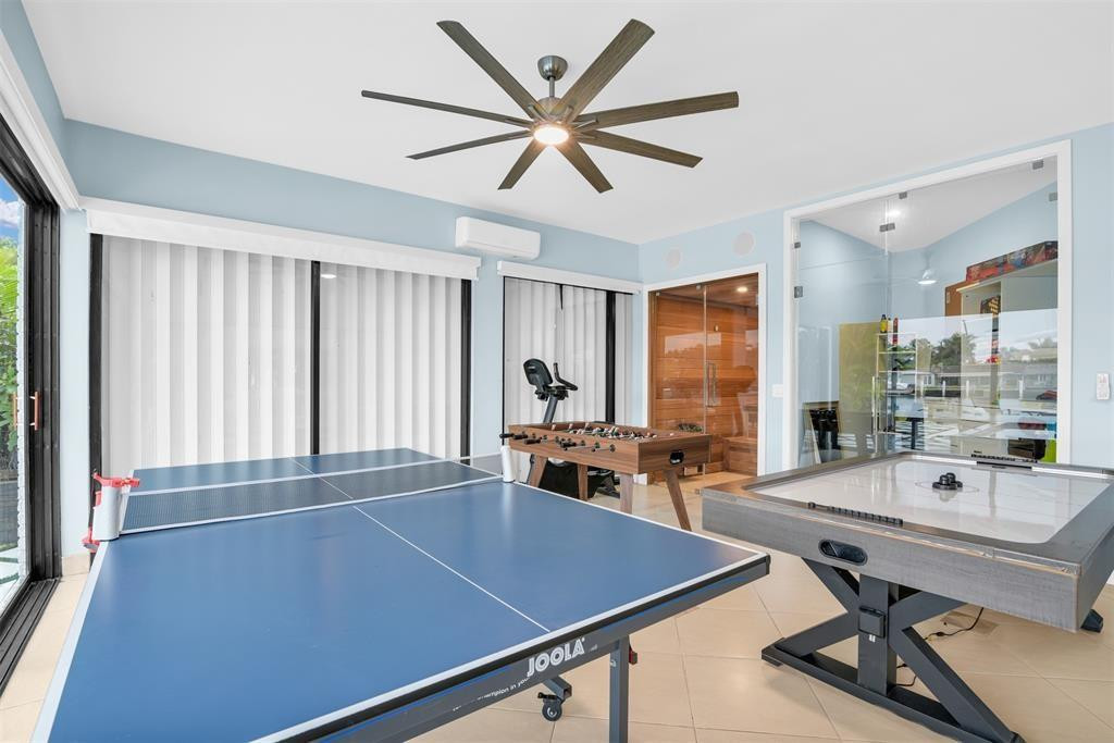 319 S Riverside, Pompano Beach FL 33062