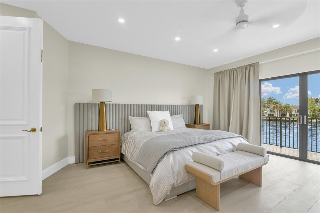 319 S Riverside, Pompano Beach FL 33062