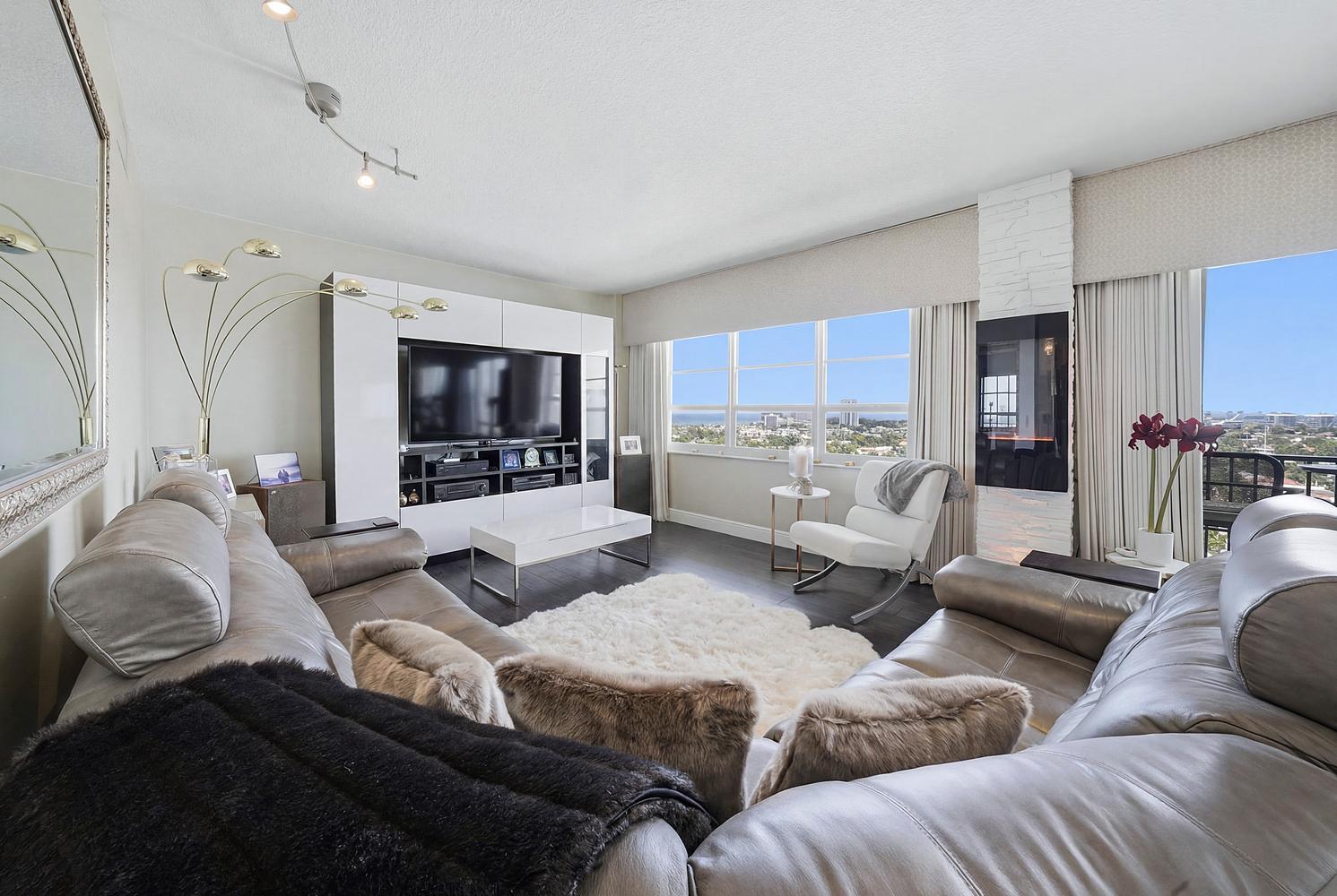 340 Sunset #1803, Fort Lauderdale FL 33301