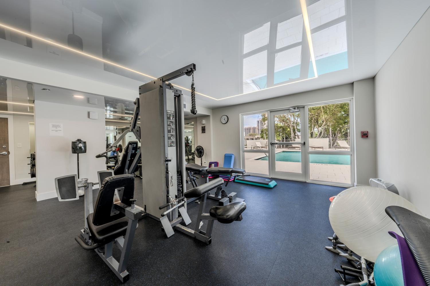 340 Sunset #1803, Fort Lauderdale FL 33301