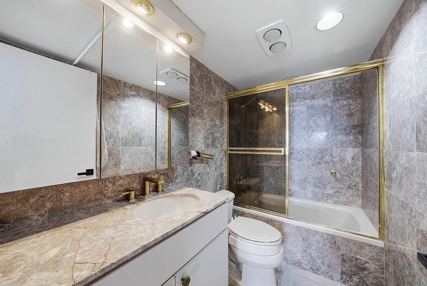 340 Sunset #1803, Fort Lauderdale FL 33301
