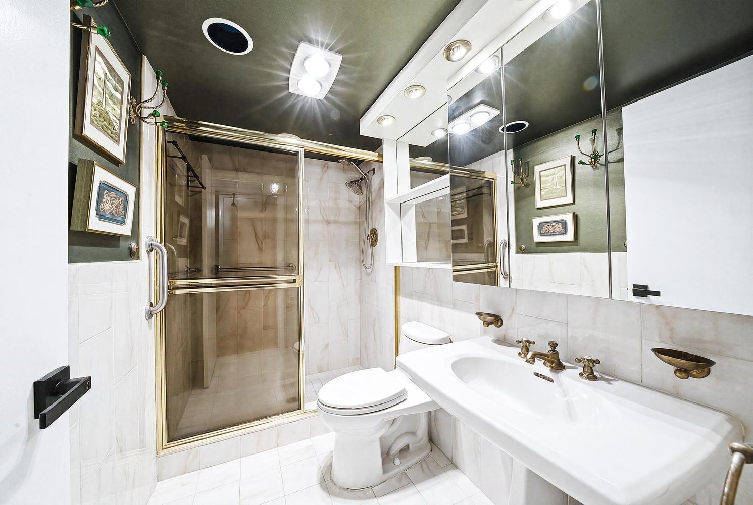340 Sunset #1803, Fort Lauderdale FL 33301