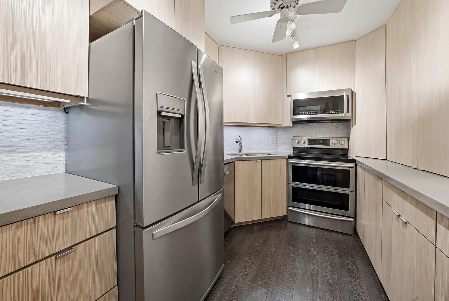 340 Sunset #1803, Fort Lauderdale FL 33301