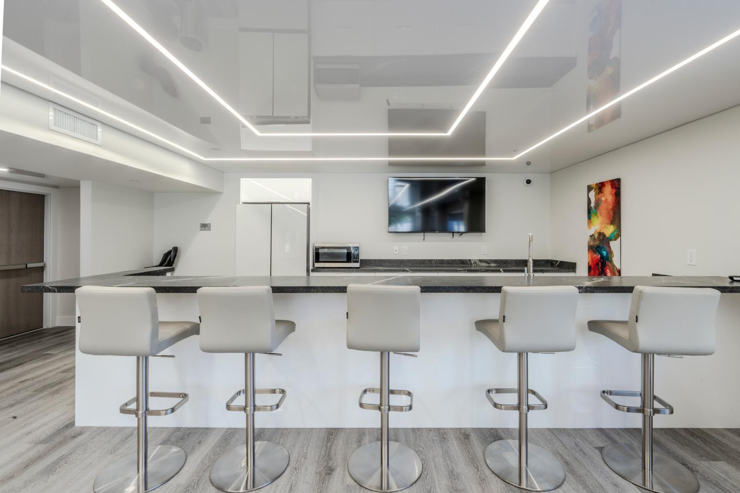 340 Sunset #1803, Fort Lauderdale FL 33301
