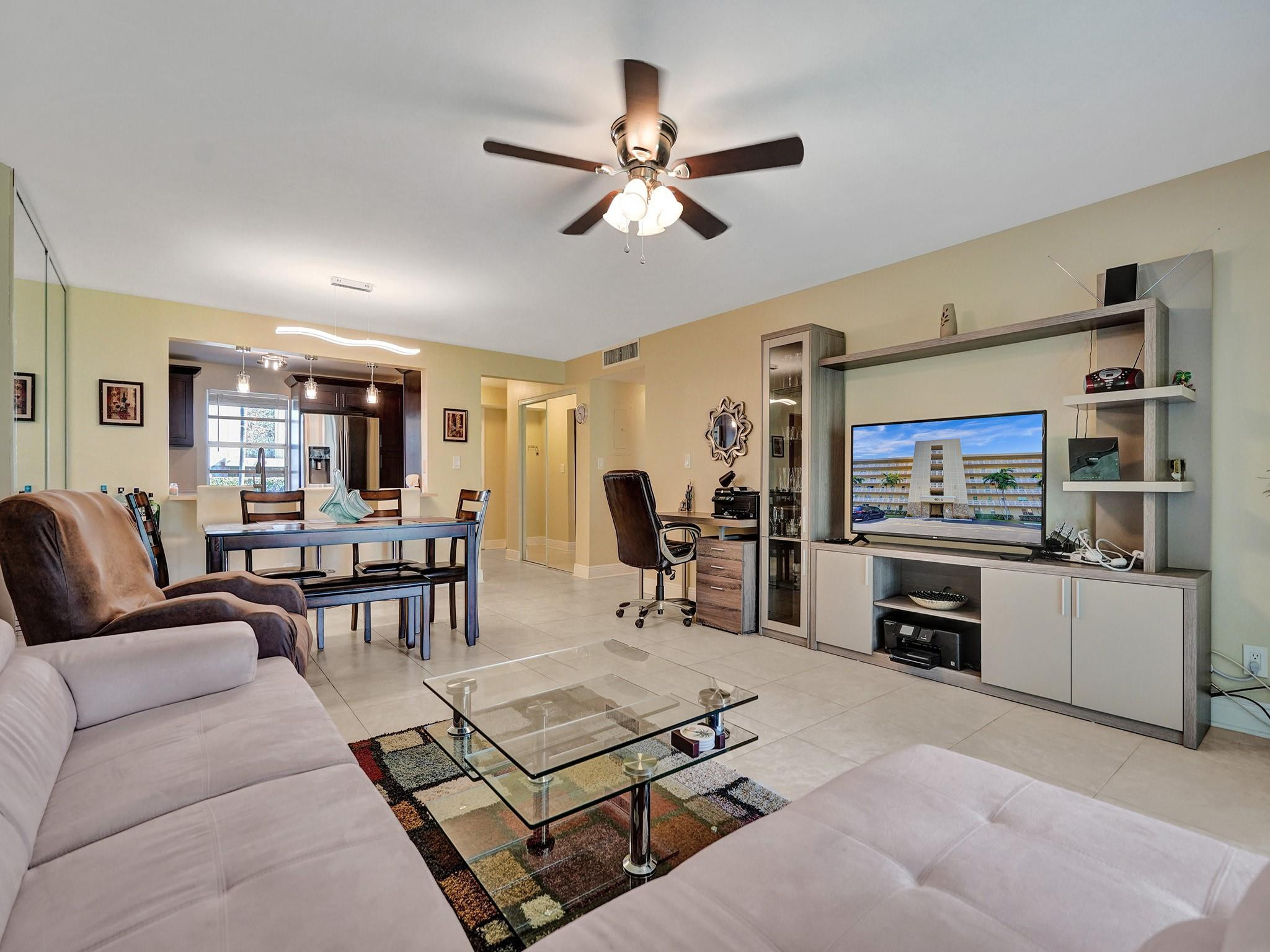 401 SE 3rd #107, Dania Beach FL 33004