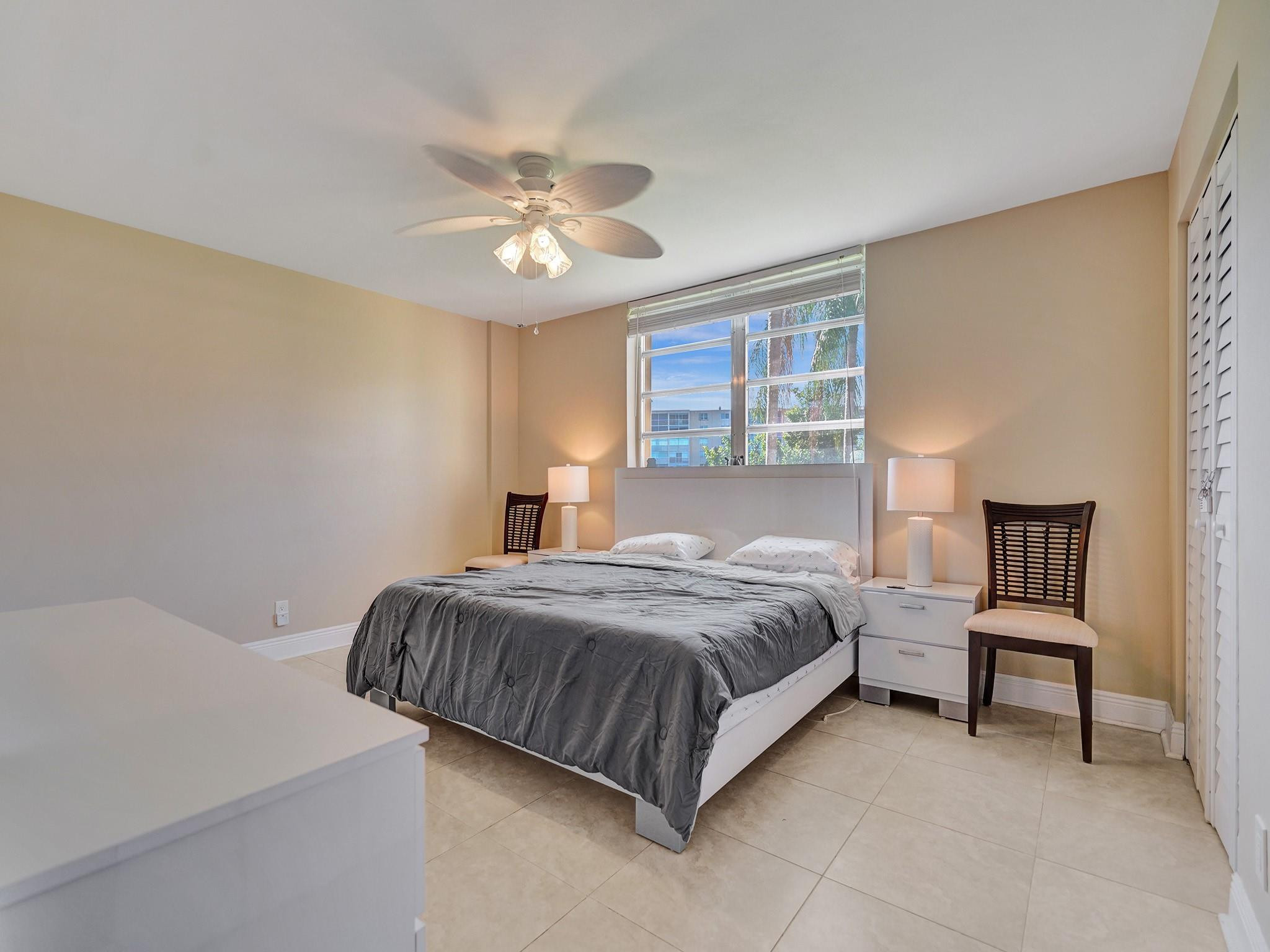 401 SE 3rd #107, Dania Beach FL 33004