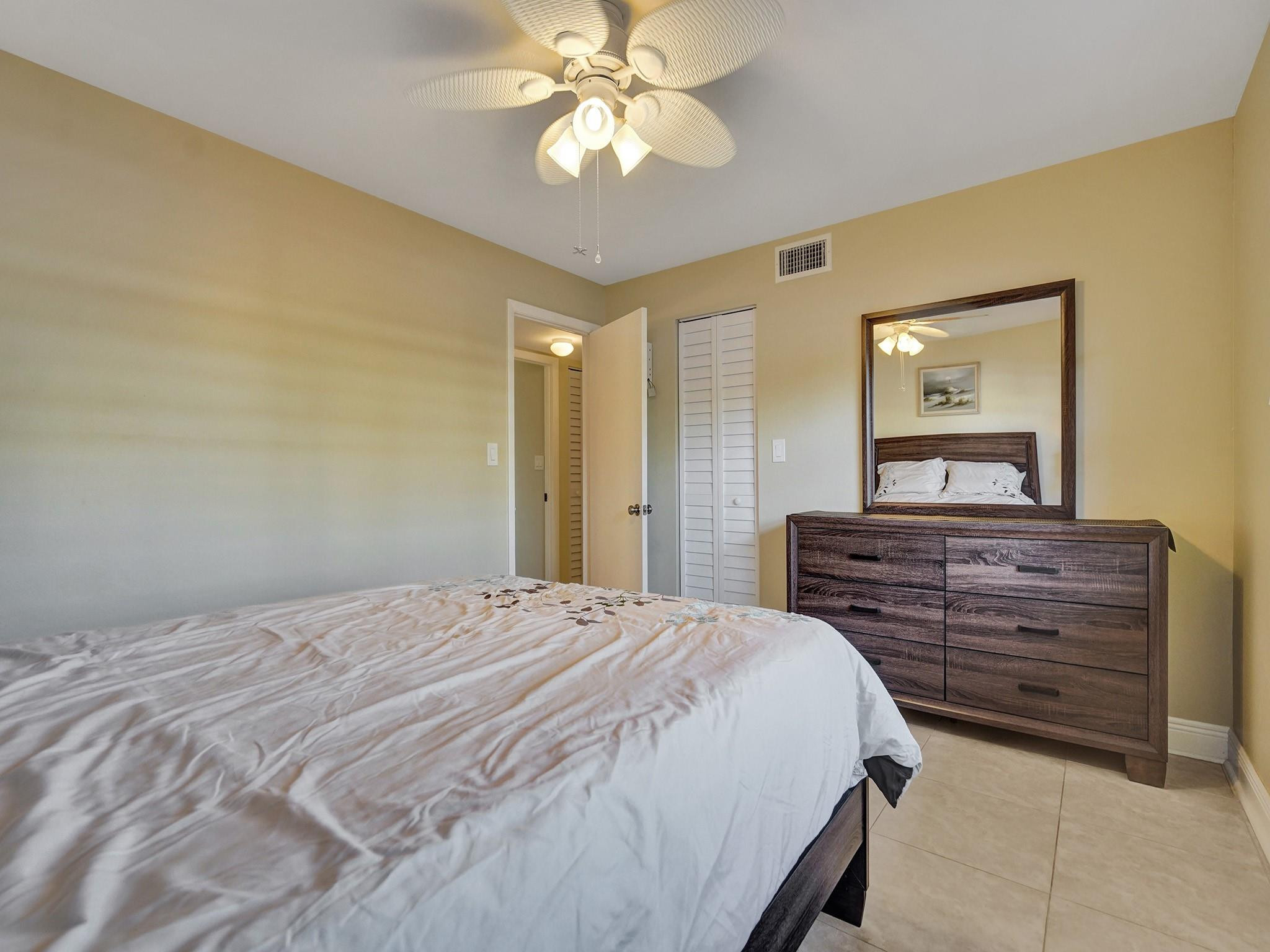 401 SE 3rd #107, Dania Beach FL 33004