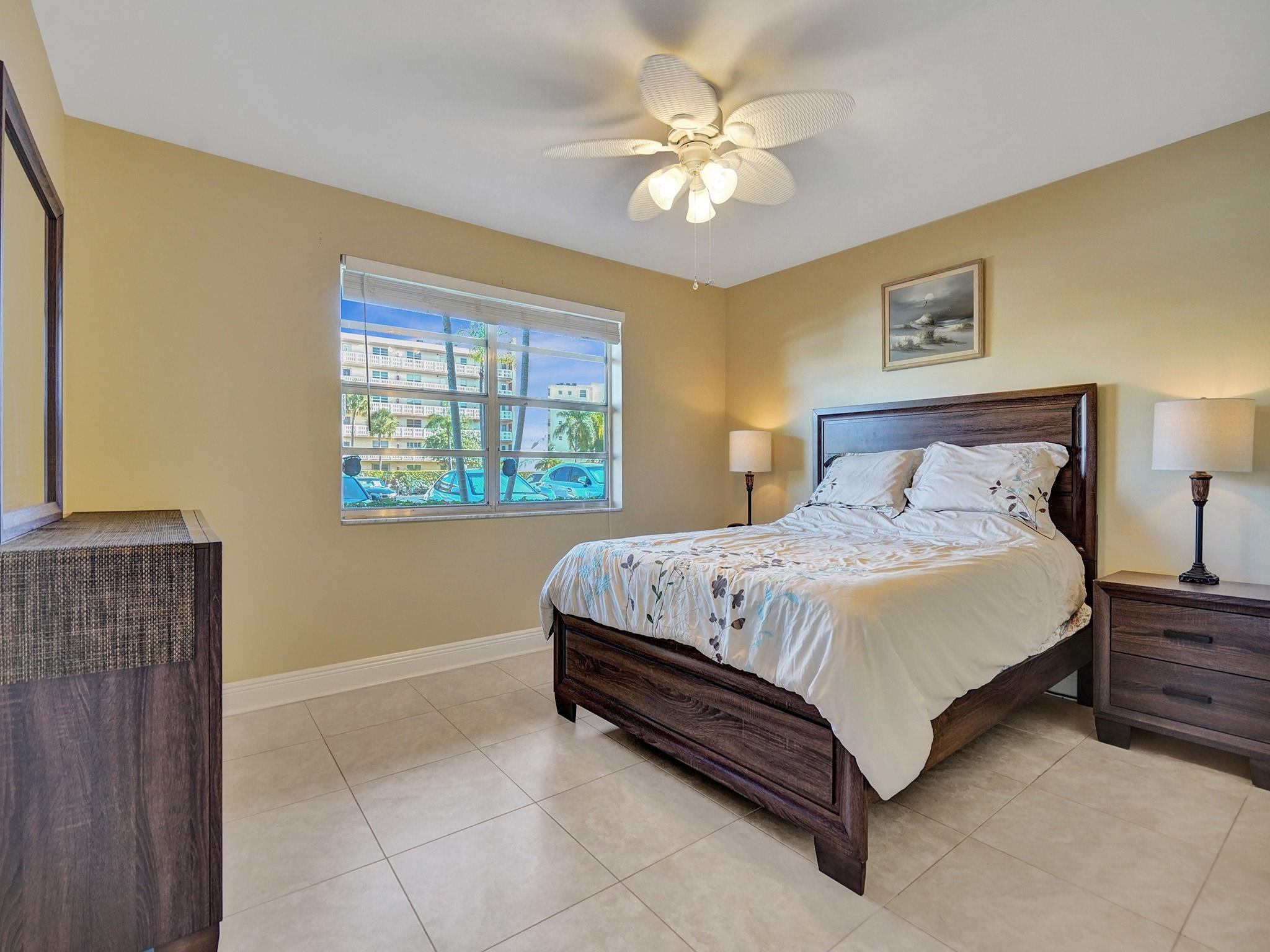401 SE 3rd #107, Dania Beach FL 33004