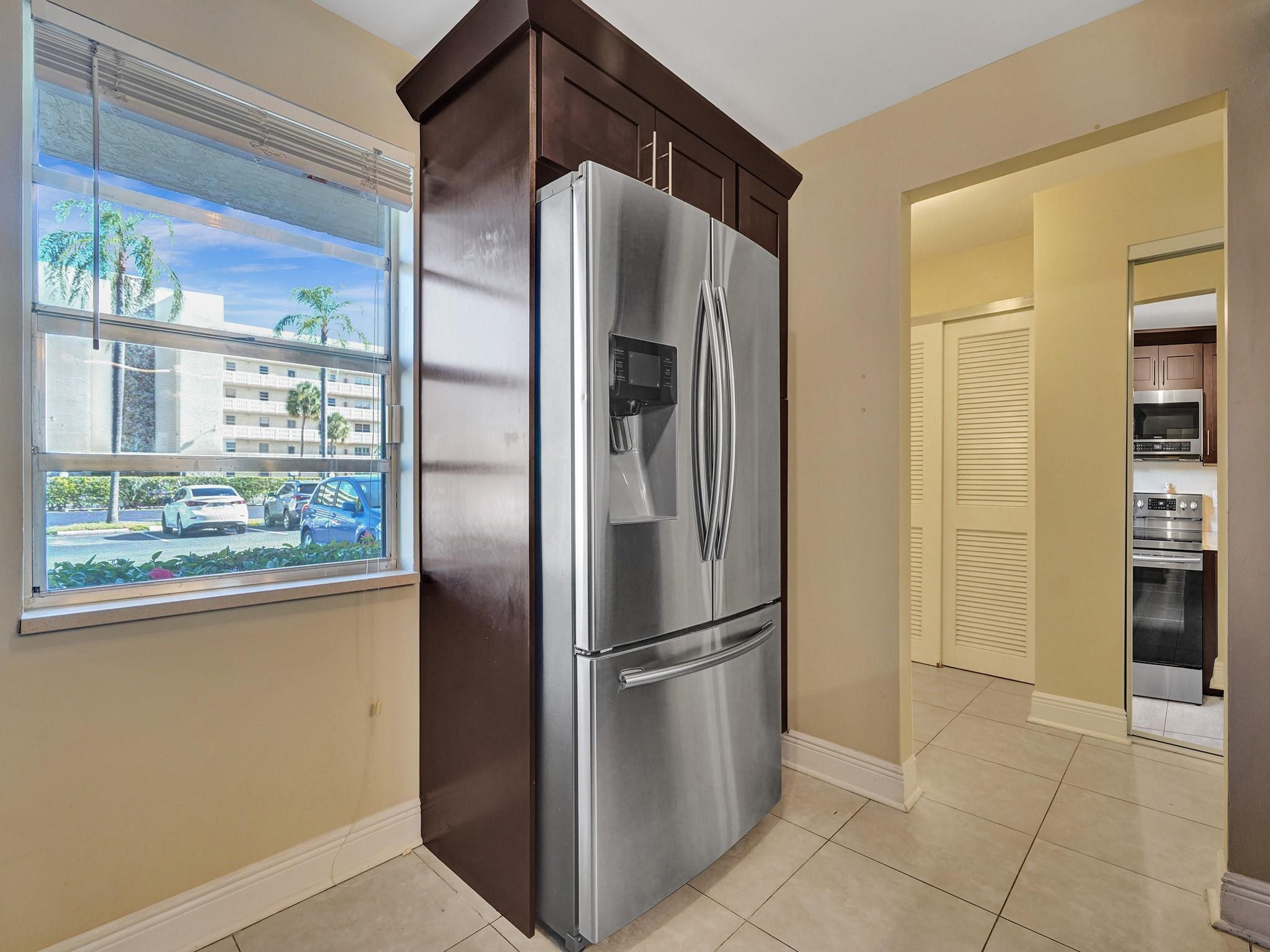 401 SE 3rd #107, Dania Beach FL 33004