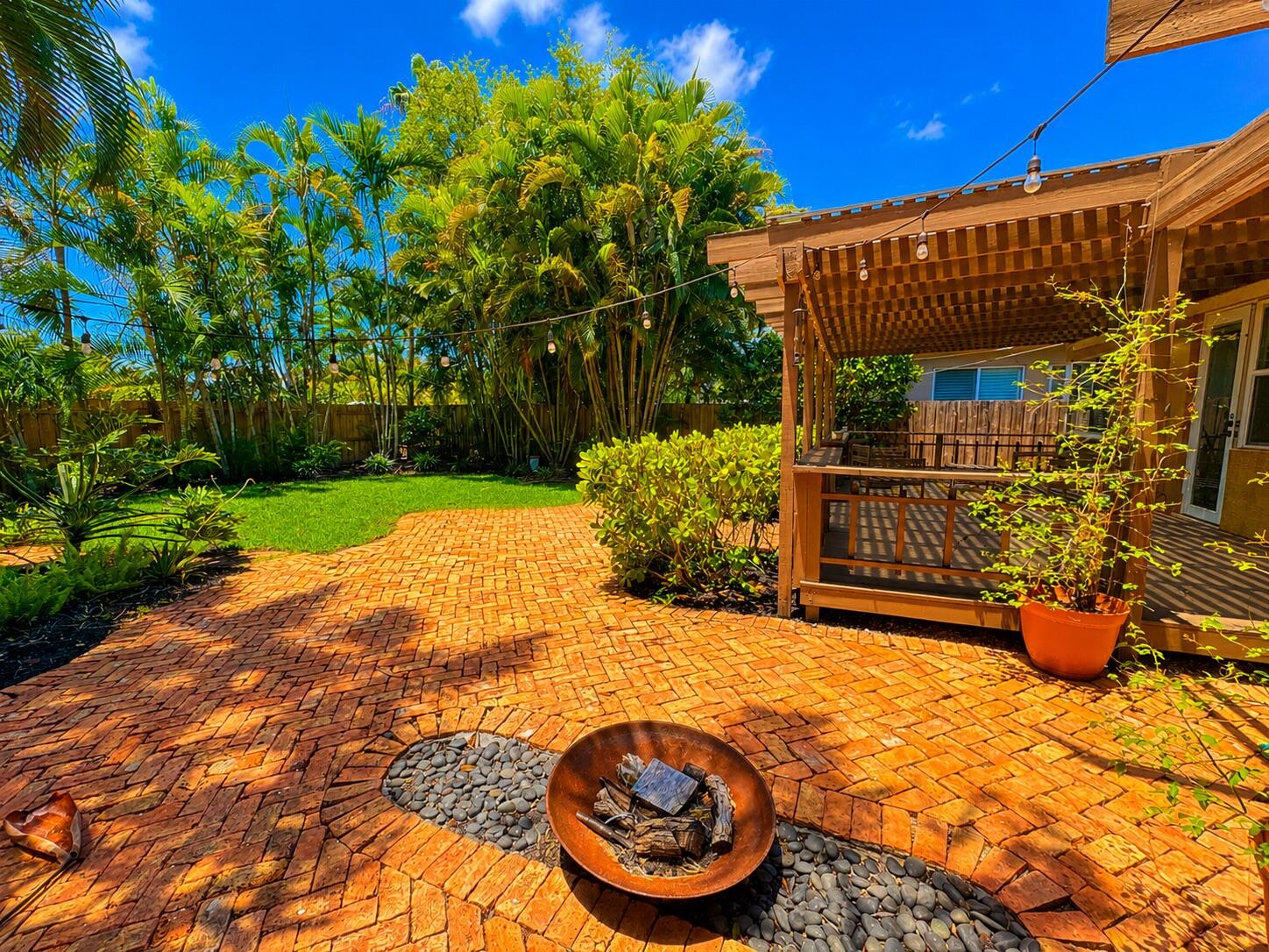 712 SE 11th, Fort Lauderdale FL 33316