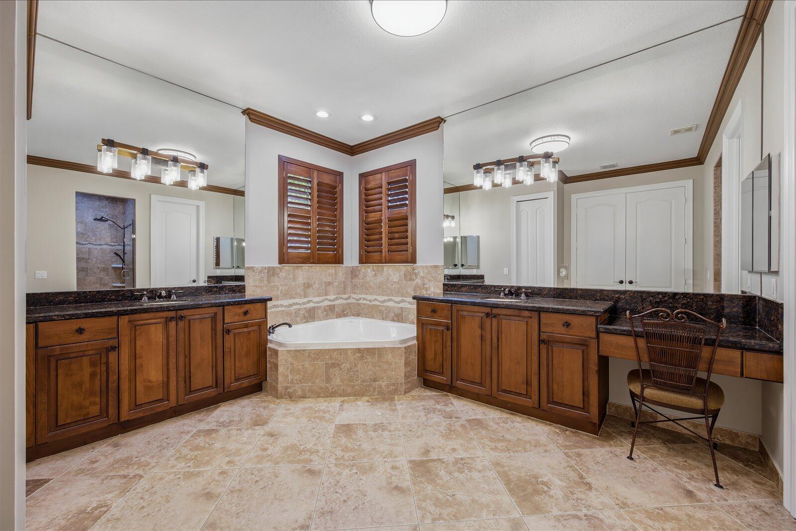 1874 Wood Glen, West Palm Beach FL 33411