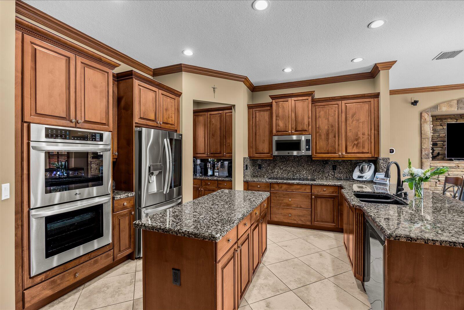 1874 Wood Glen, West Palm Beach FL 33411