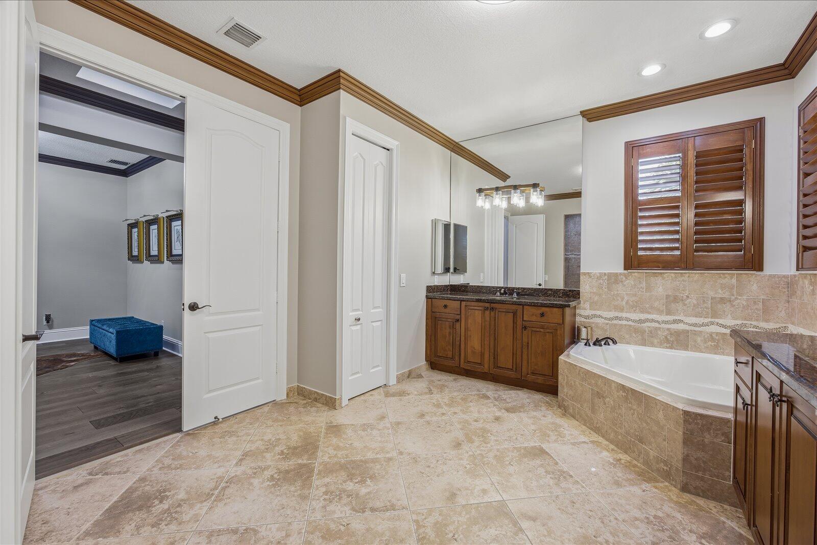 1874 Wood Glen, West Palm Beach FL 33411