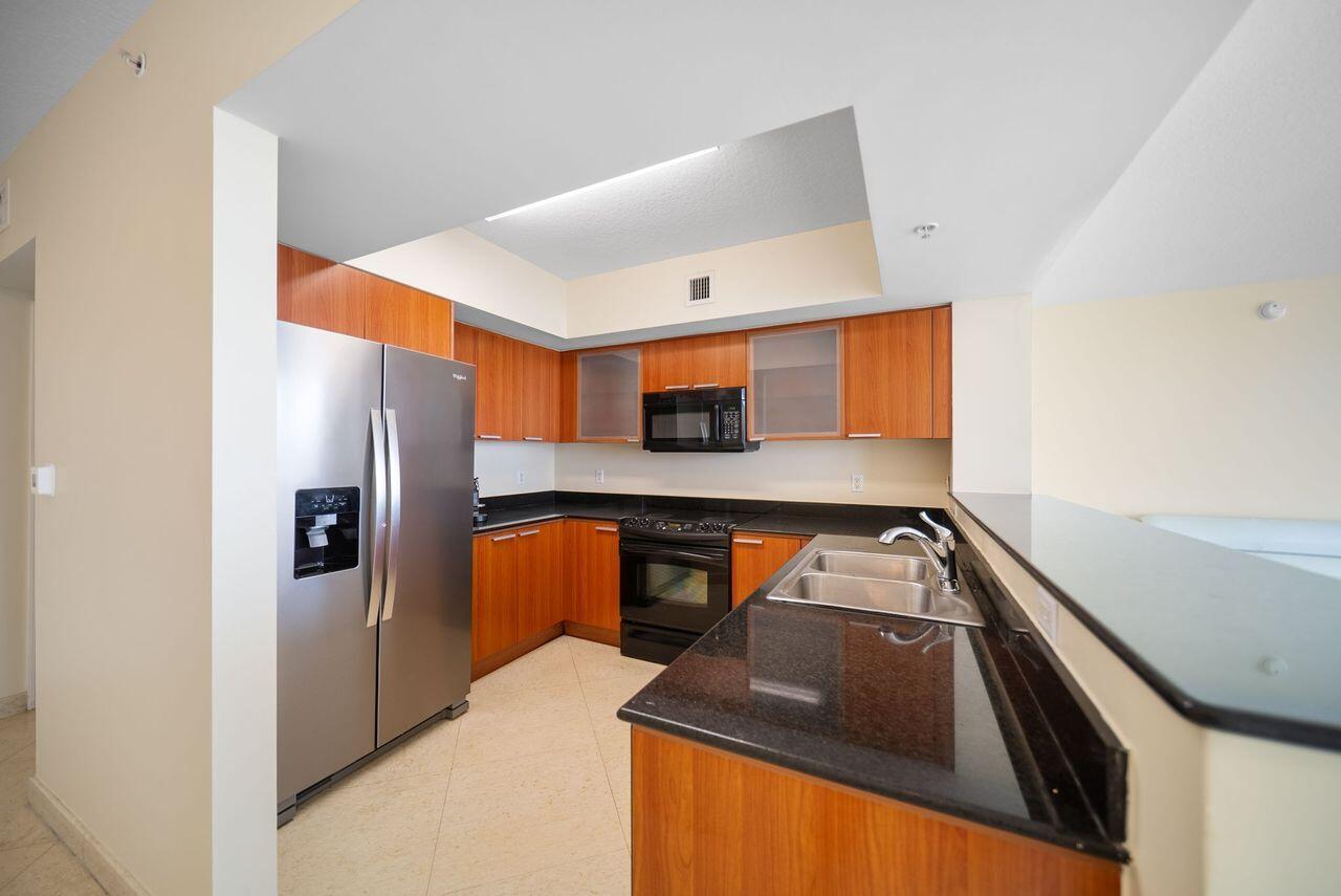 16699 Collins #3407, Sunny Isles Beach FL 33160