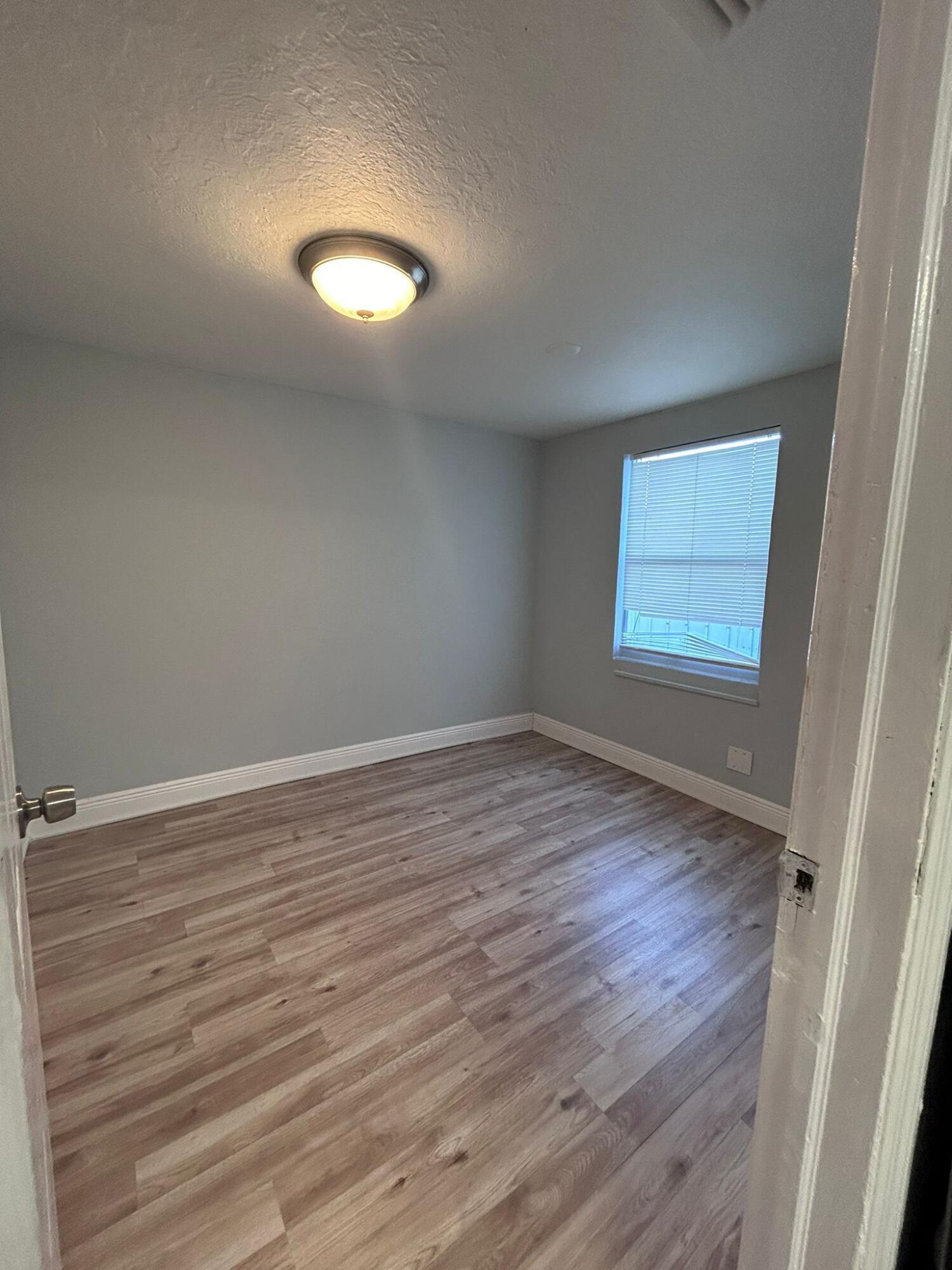 3901 Lakewood #A, Palm Springs FL 33461