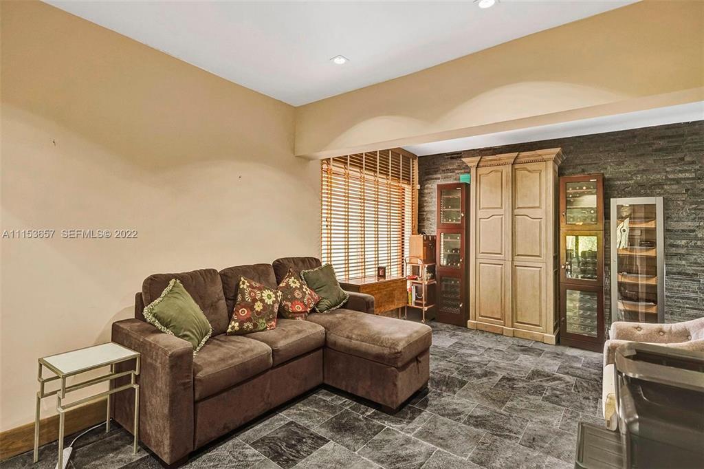 4808 Queen Palm, Tamarac FL 33319