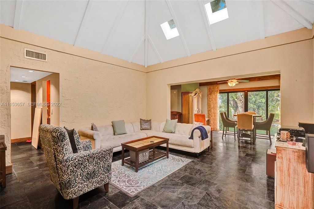 4808 Queen Palm, Tamarac FL 33319