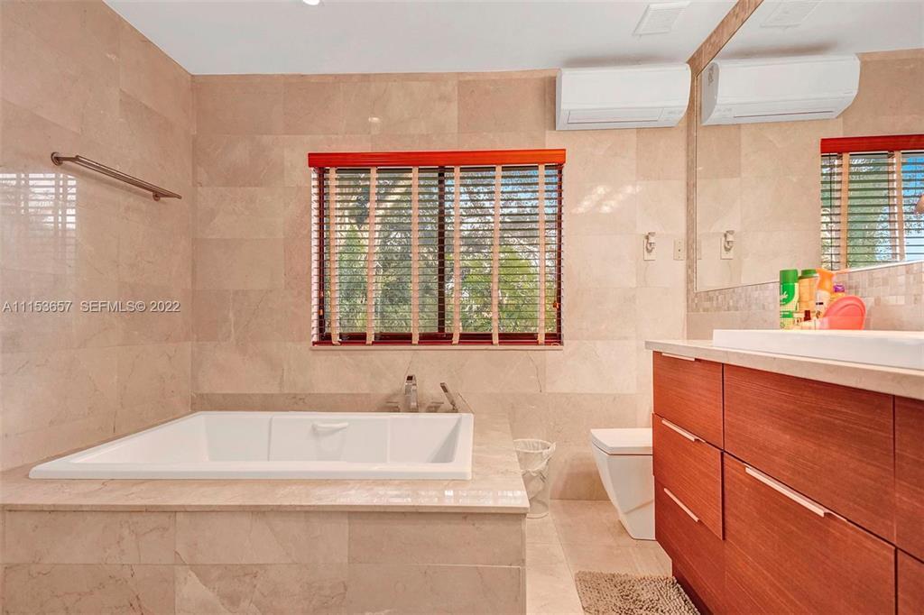 4808 Queen Palm, Tamarac FL 33319