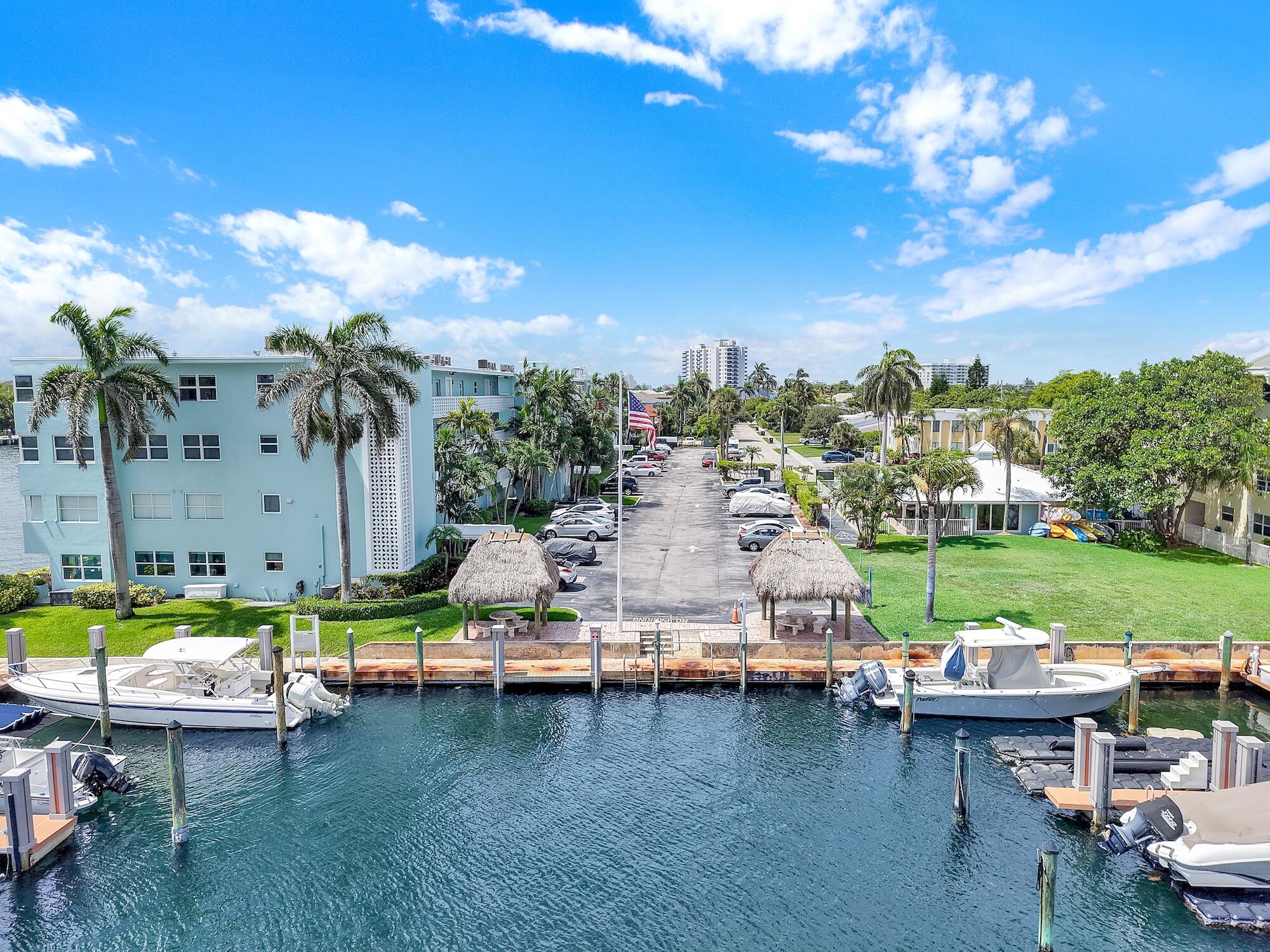 2800 NE 30th #11c, Lighthouse Point FL 33064