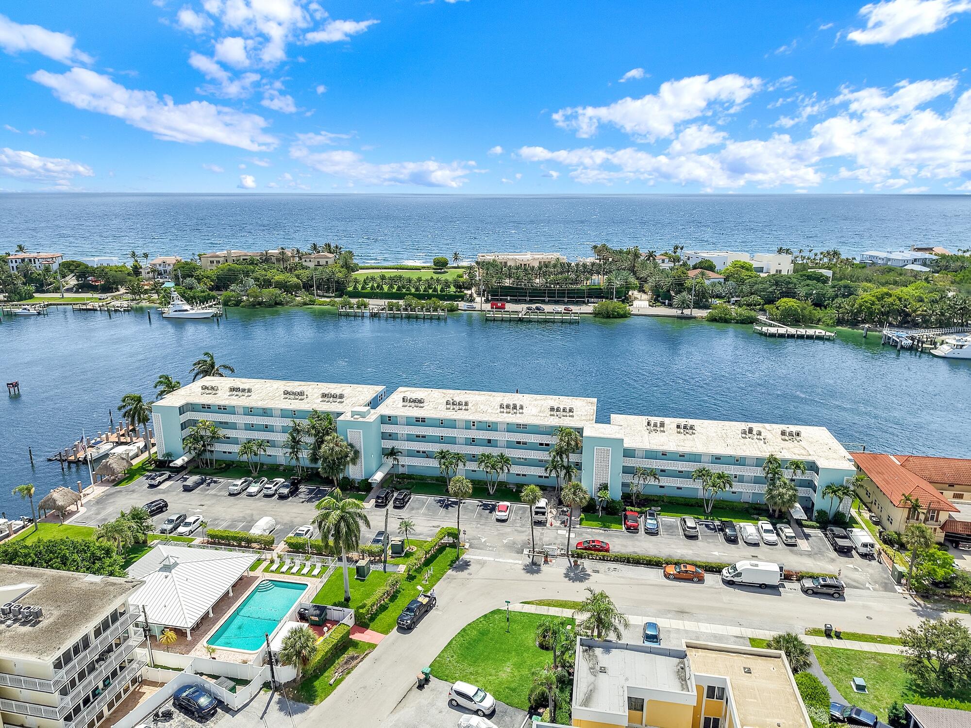 2800 NE 30th #11c, Lighthouse Point FL 33064