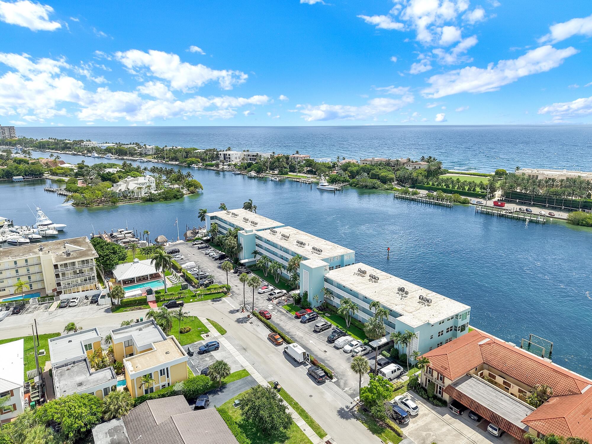 2800 NE 30th #11c, Lighthouse Point FL 33064