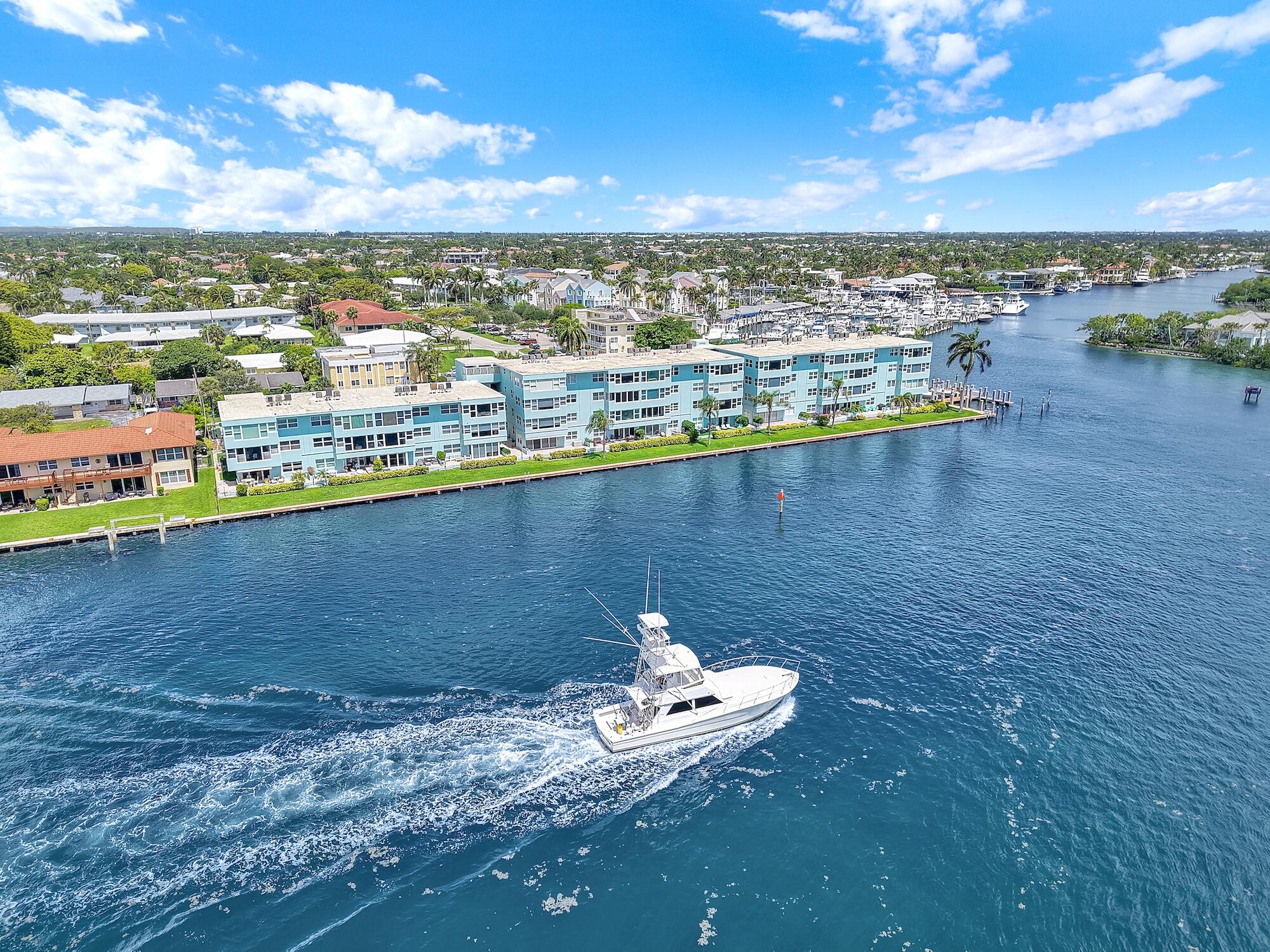 2800 NE 30th #11c, Lighthouse Point FL 33064