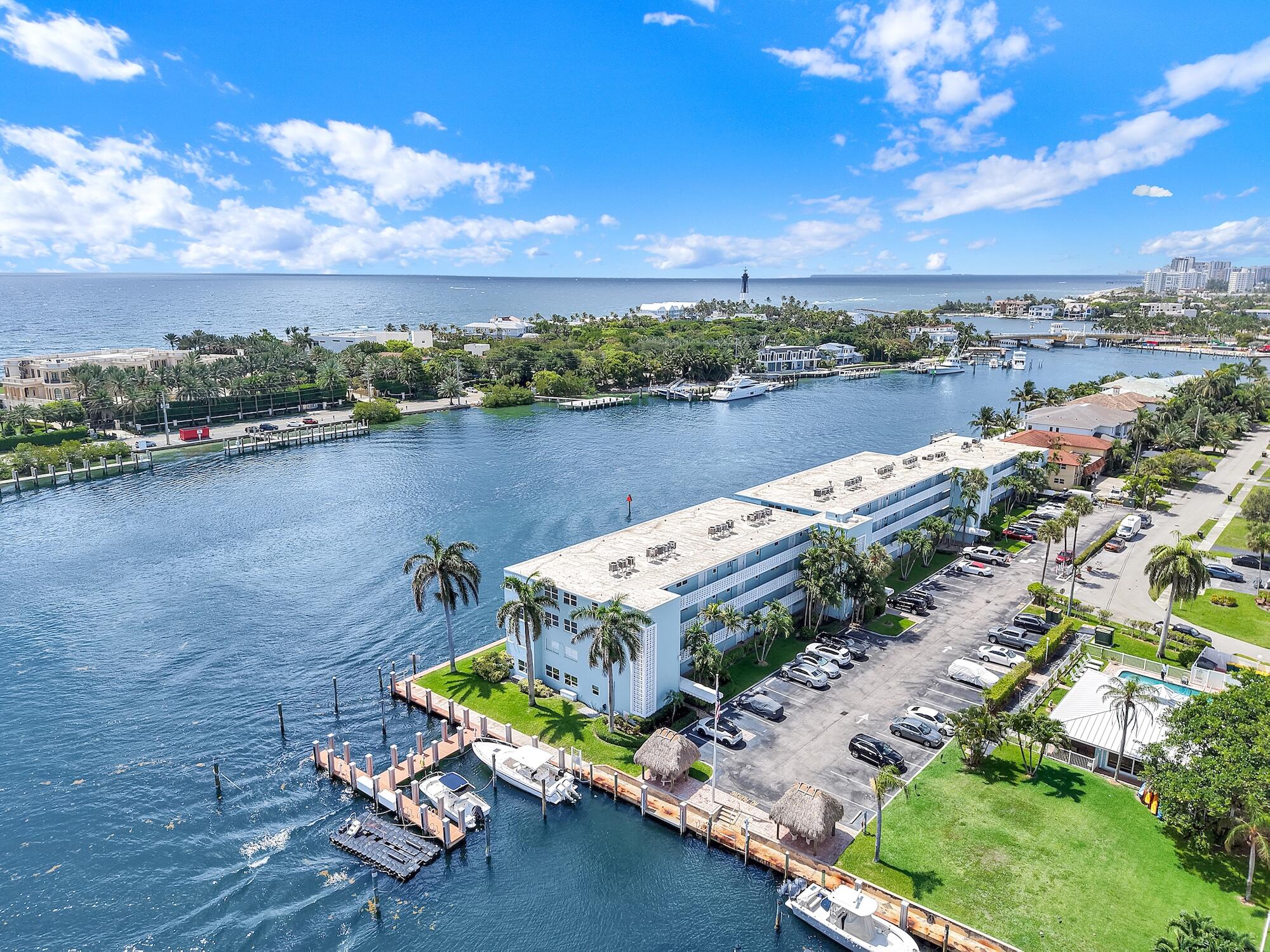 2800 NE 30th #11c, Lighthouse Point FL 33064