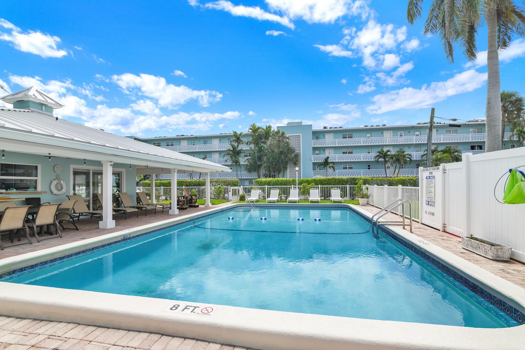 2800 NE 30th #11c, Lighthouse Point FL 33064