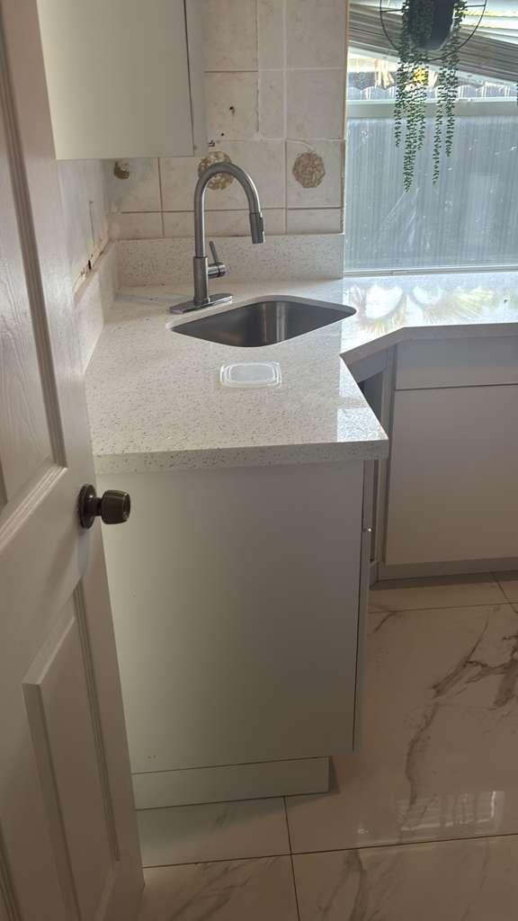 5310 SW 115th, Miami FL 33165
