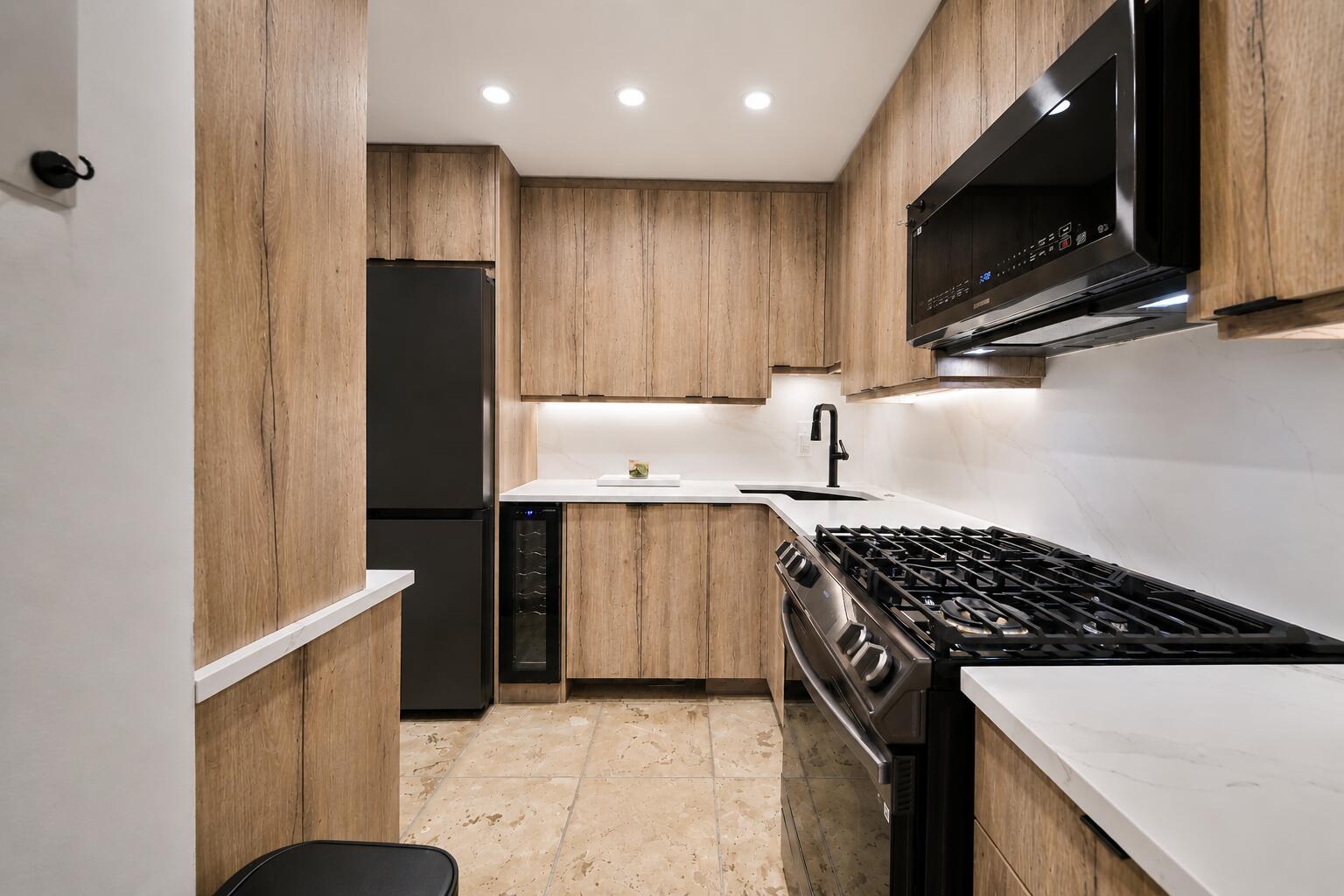 1523 SE 2nd, Fort Lauderdale FL 33301