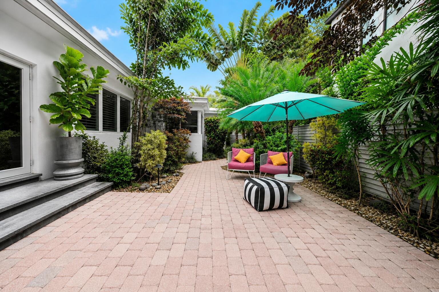1523 SE 2nd, Fort Lauderdale FL 33301