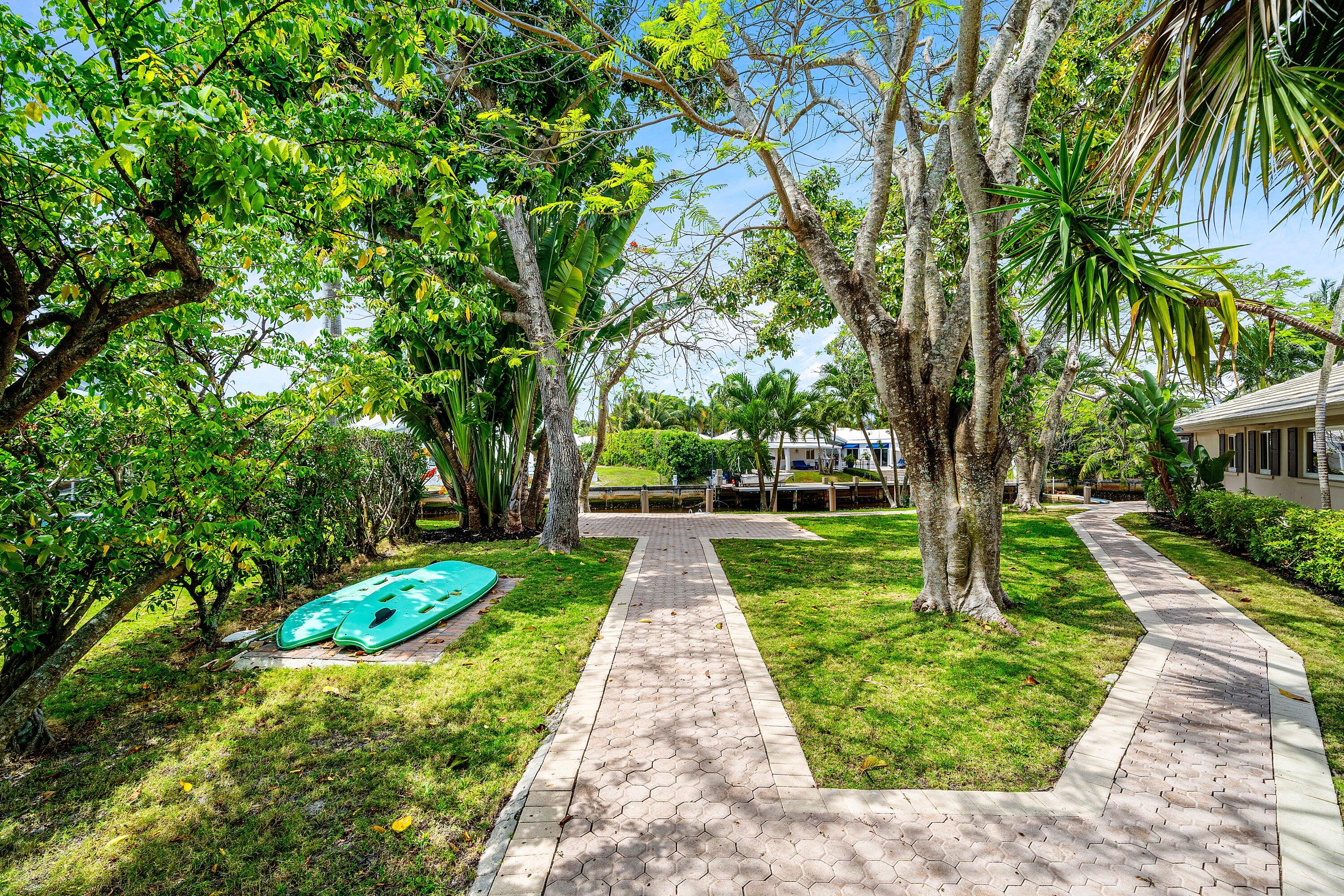 770 Peachtree, Boca Raton FL 33486