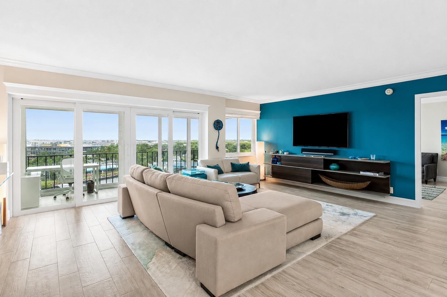 86 Macfarlane #8f, Delray Beach FL 33483