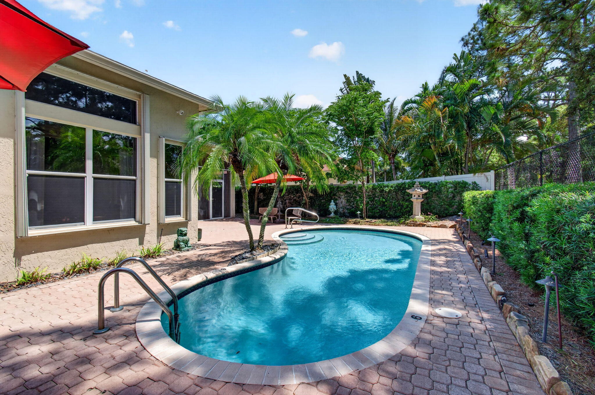 68 Lake Eden, Boynton Beach FL 33435