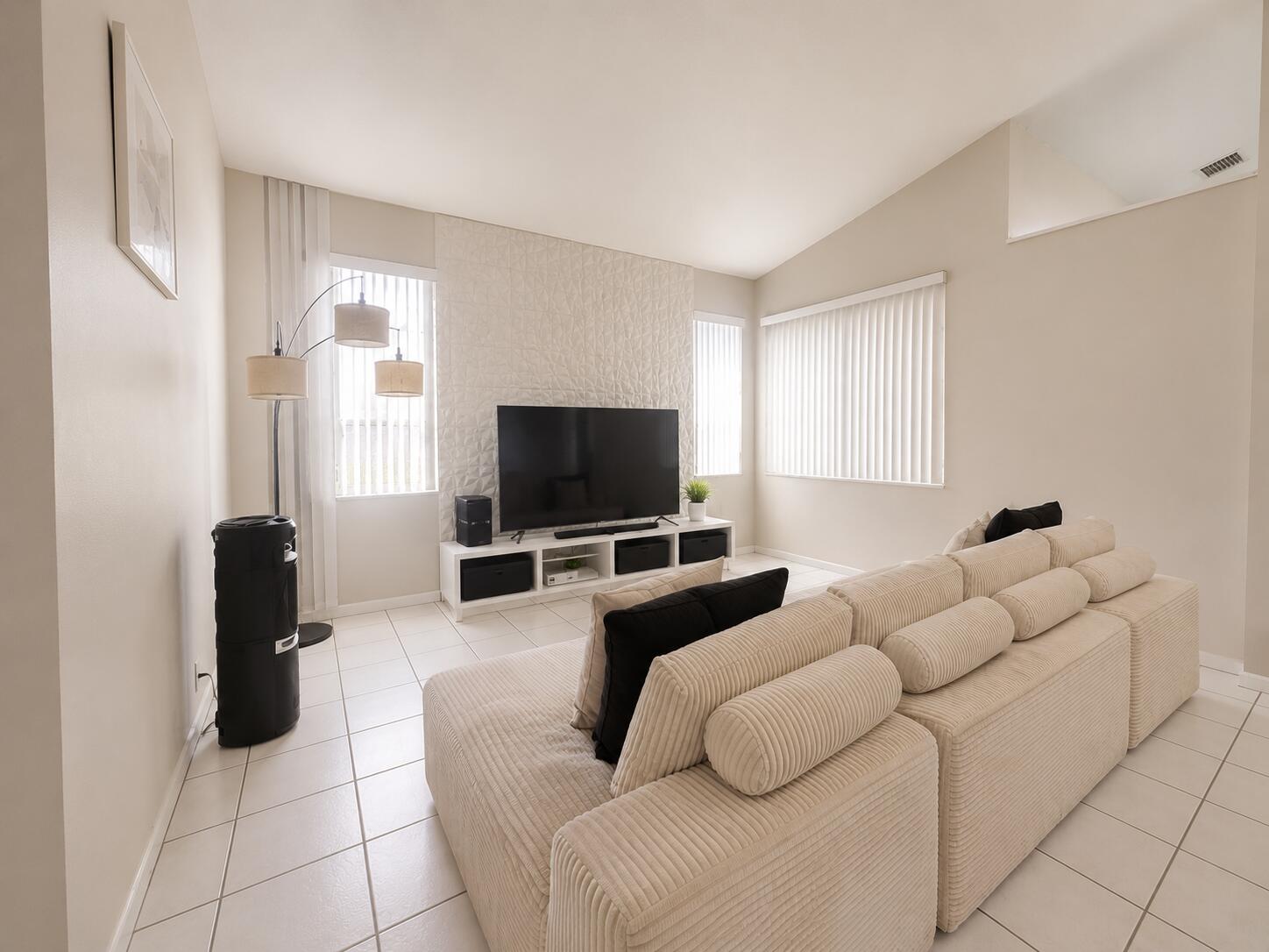 3071 Dogwood, Margate FL 33063