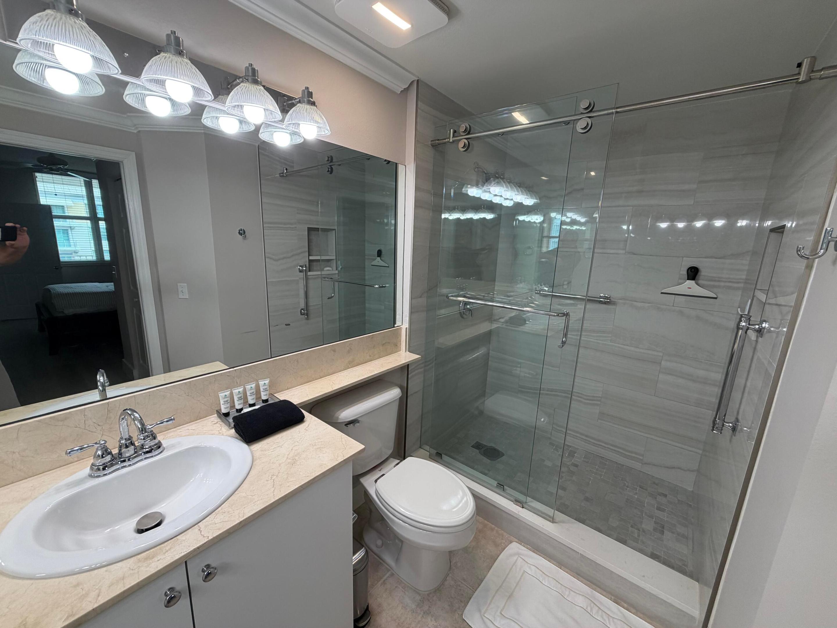 804 E Windward #618, Lantana FL 33462