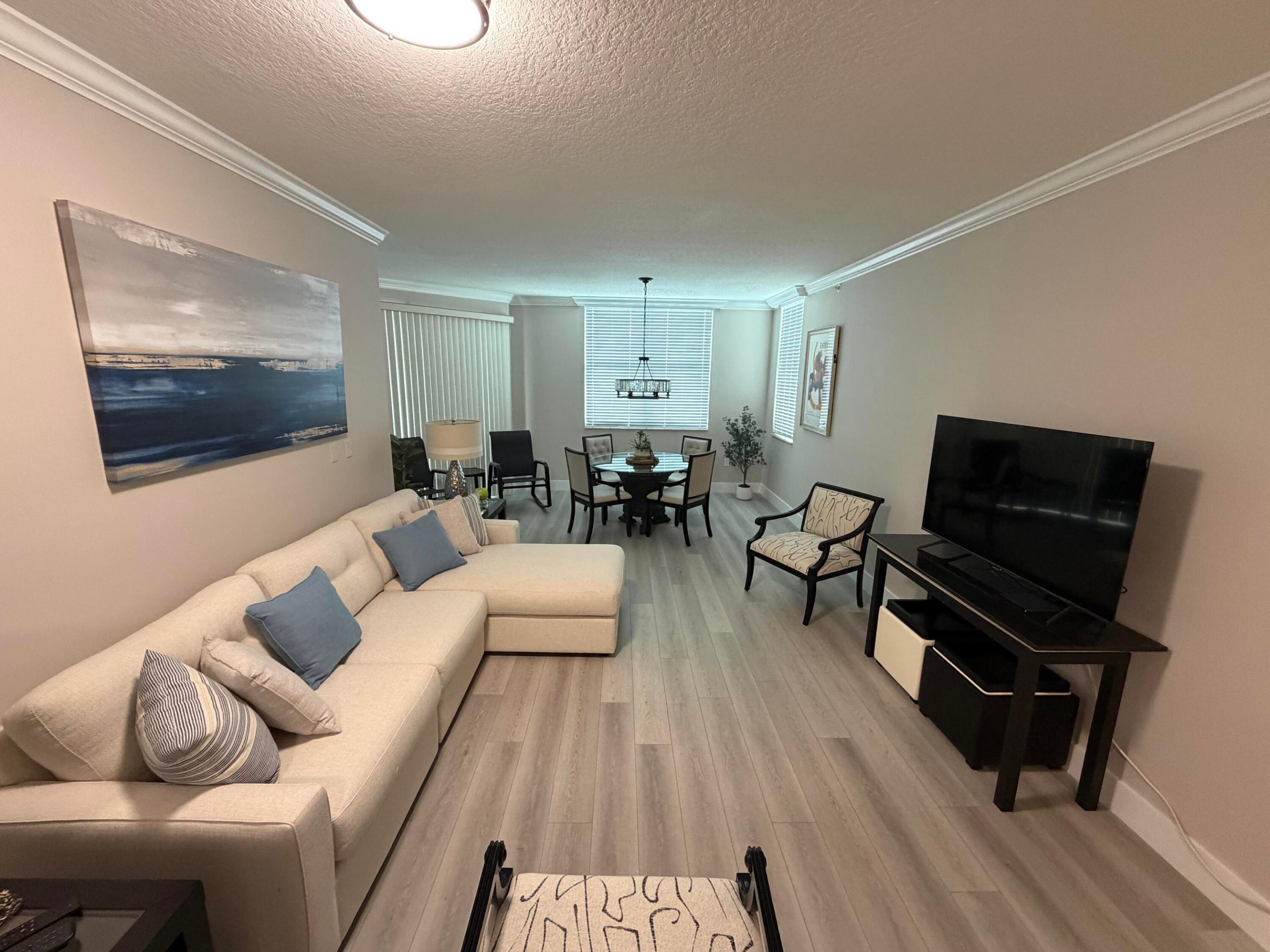 804 E Windward #618, Lantana FL 33462