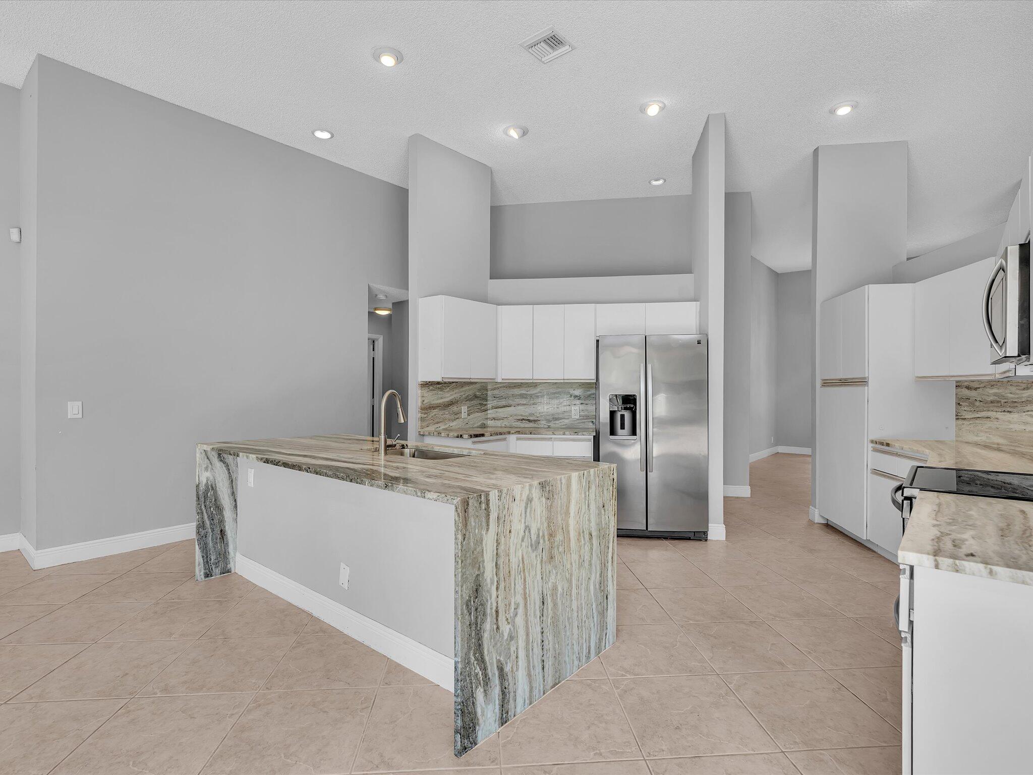 10434 NW 6th, Coral Springs FL 33071